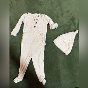 NB Cozy Cream Kids One Piece Set